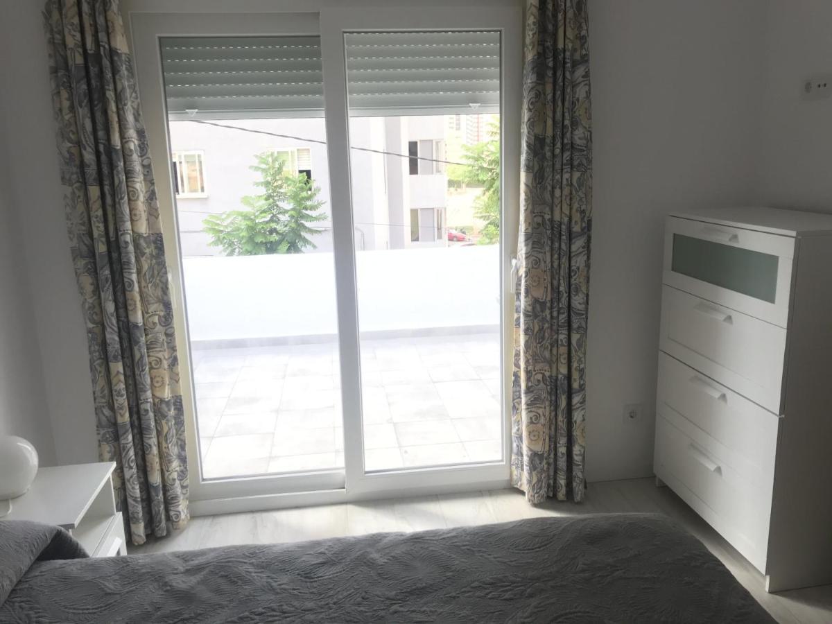 Casa Mya Con Terreno Privado Y Parking Compartido - A 800M De Playa Poniente Villa Benidorm Eksteriør bilde