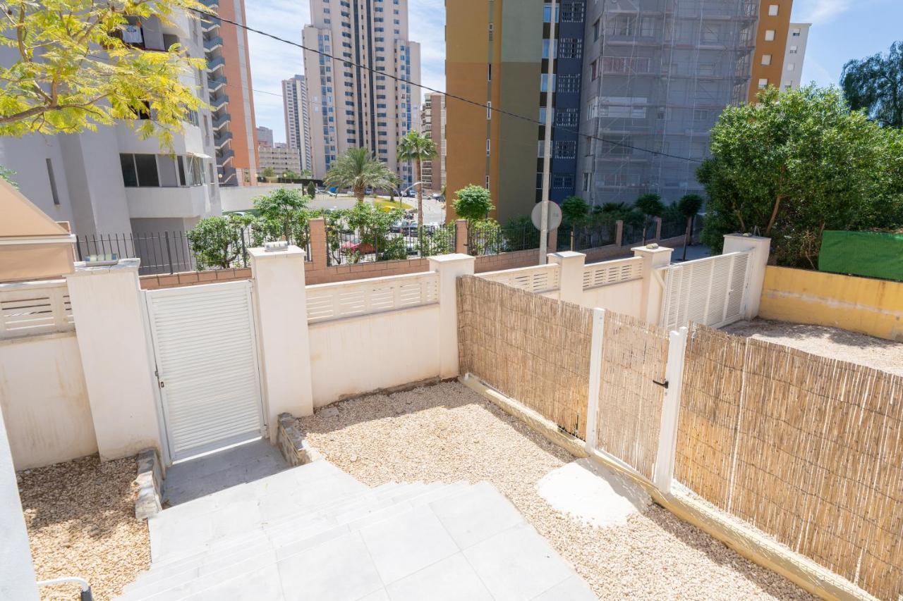 Casa Mya Con Terreno Privado Y Parking Compartido - A 800M De Playa Poniente Villa Benidorm Eksteriør bilde