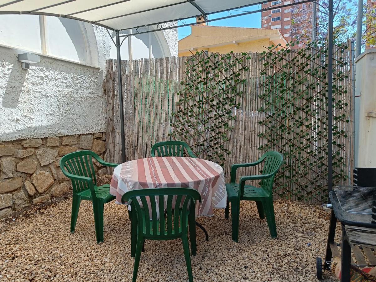 Casa Mya Con Terreno Privado Y Parking Compartido - A 800M De Playa Poniente Villa Benidorm Eksteriør bilde